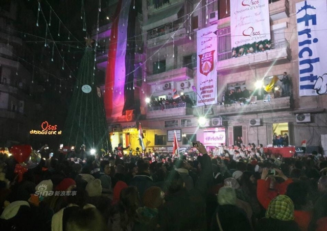 叙利亚各地欢庆阿勒颇大捷！民众街头喜迎圣诞