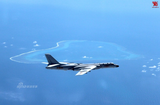 边开飞机边摄影!轰6K男神机长拍下黄岩岛美照