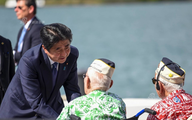谢主子！安倍在珍珠港谢美国宽容日本 强调同盟