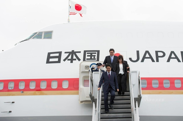 谢主子！安倍在珍珠港谢美国宽容日本 强调同盟