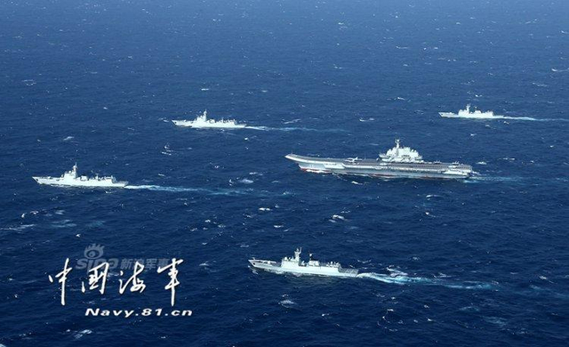 中国海军迎接2017：航母在南海 两舰队在印度洋