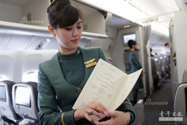 蔡英文非法窜访美国 台军出动大批F16战机护航