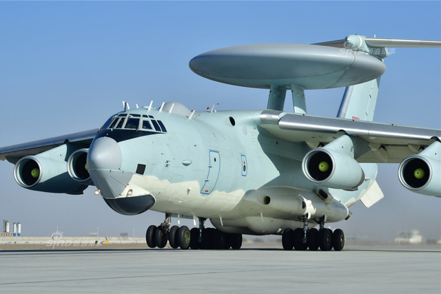 电子豹压制防空！中国红剑军演现对地编队实力