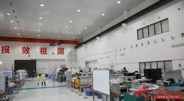 中国科技改变世界！世界首颗量子卫星交付使用