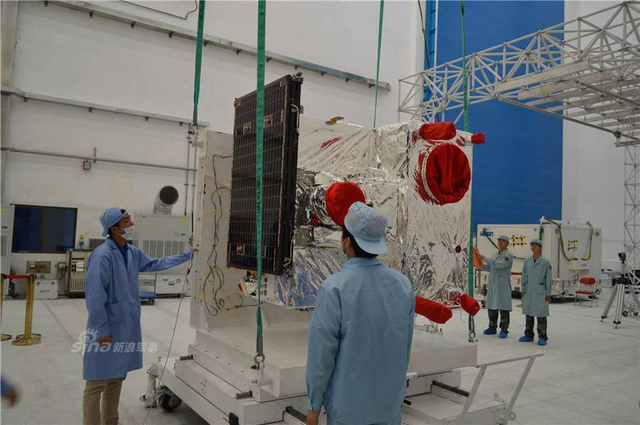 中国科技改变世界！世界首颗量子卫星交付使用