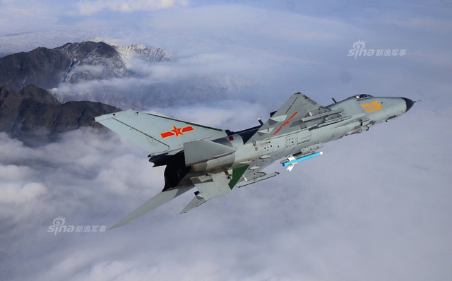 6/22           歼-8(北约代号:finback,中文:长须鲸)战斗机,是中国