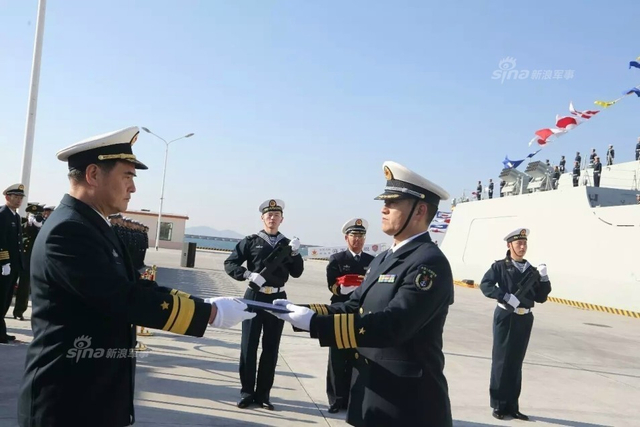 052D西宁舰从军记：从船厂到服役的成长全记录