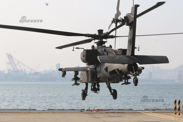 啥意思，这个时候来？美国阿帕奇紧急抵达韩国