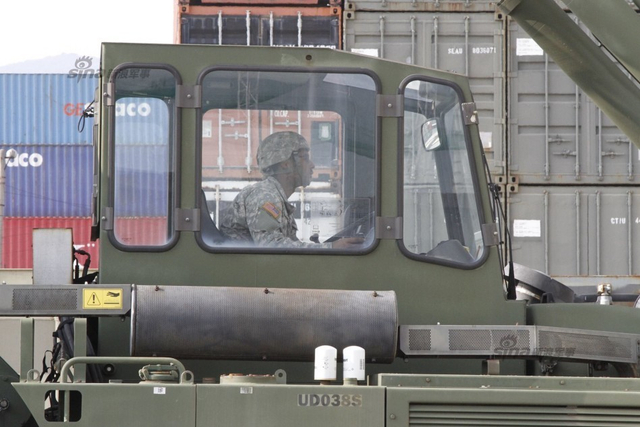 啥意思，这个时候来？美国阿帕奇紧急抵达韩国