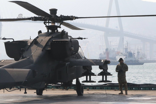 啥意思，这个时候来？美国阿帕奇紧急抵达韩国