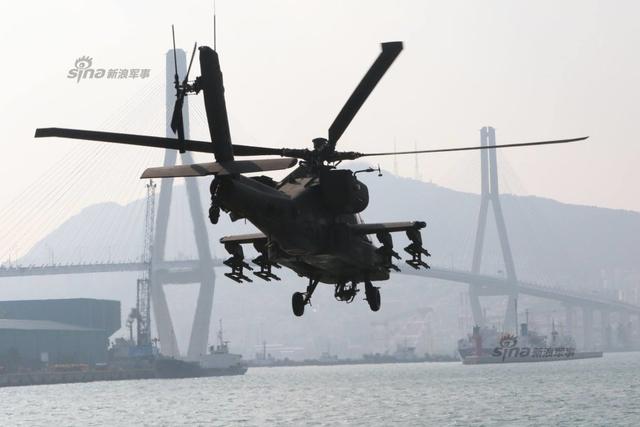 啥意思，这个时候来？美国阿帕奇紧急抵达韩国