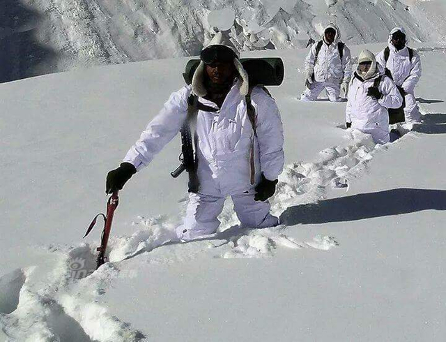 以中国为对手！海量图片展示印度军队强悍实力