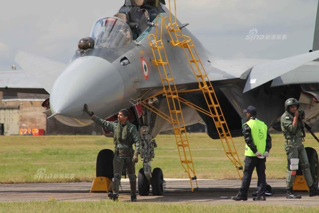 以中国为对手！海量图片展示印度军队强悍实力