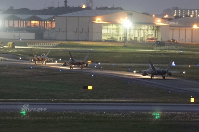 F35难抗衡歼20！美军紧急部署F22战机到冲绳