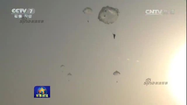 万岁军的铿锵玫瑰:曝38集团军女子特种兵训练