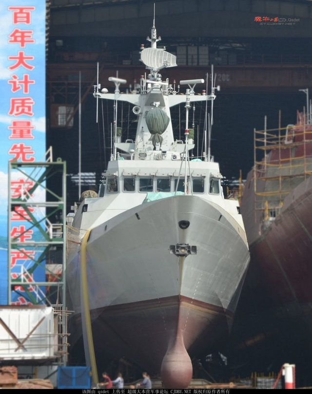 一年造一个舰队!中国国产航母和战舰停满船厂