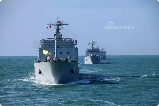 目标直指钓鱼岛！解放军新登陆舰现身夺岛演练