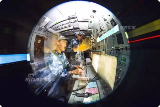 目标直指钓鱼岛！解放军新登陆舰现身夺岛演练