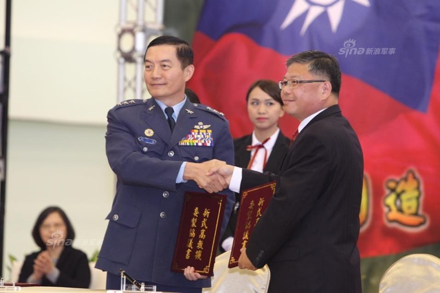 蔡大小姐新玩具？台湾开始研制新型高级教练机