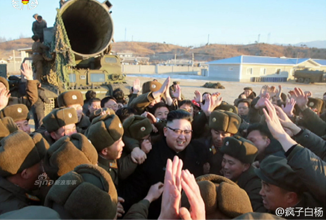 搅局东亚！朝鲜试射弹道导弹竟是履带式冷发射