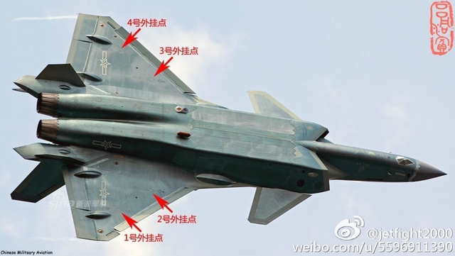 曝歼20战机挂四副油箱高清图：可带大型巡航弹