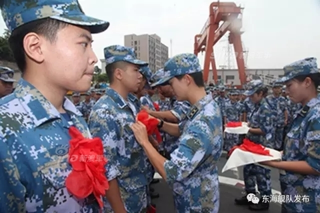 走近中国首位女副舰长！从高薪白领到航母水手