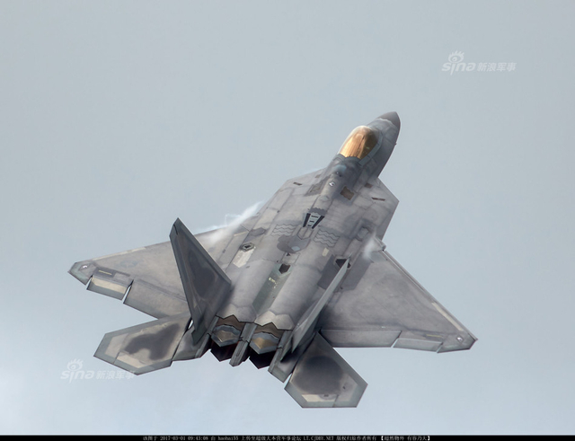 中国歼20最难对付的对手!美军F22五代机猛图