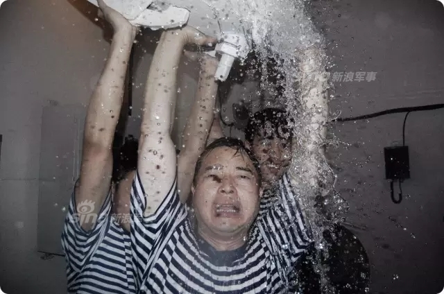 不要问我在哪里!揭秘中国潜艇部队的海底生活