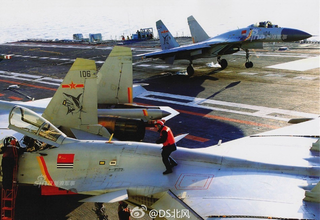 何时能见中国双航母编队？辽宁舰驰骋大洋帅气