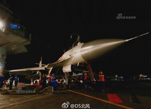 何时能见中国双航母编队？辽宁舰驰骋大洋帅气