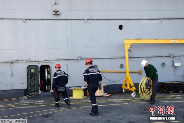 这出勤率比得上辽宁舰吗?法国戴高乐航母大修