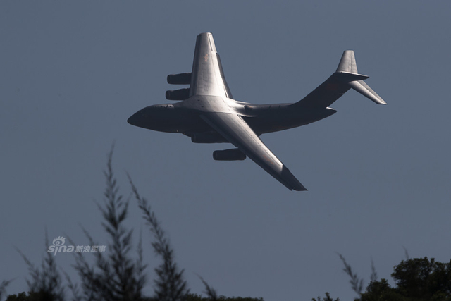 中国运20总装现场曝光！连续生产满足部队需求