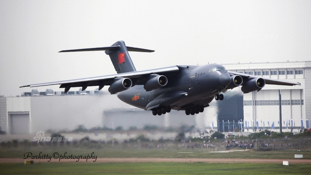 中国运20总装现场曝光！连续生产满足部队需求