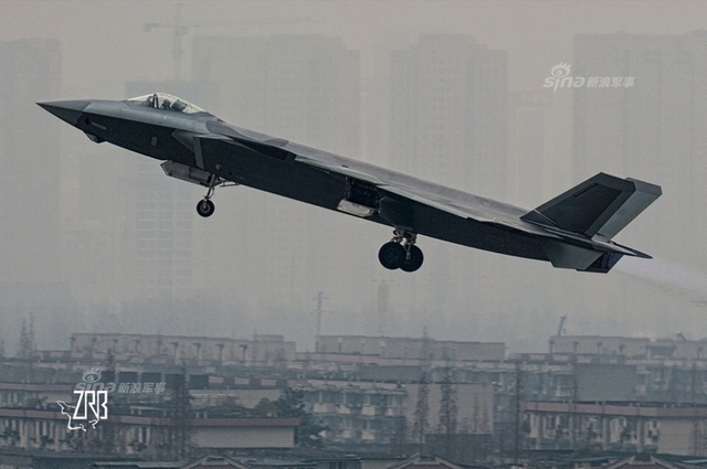 中国官方正式承认歼20已服役!将一年量产48架