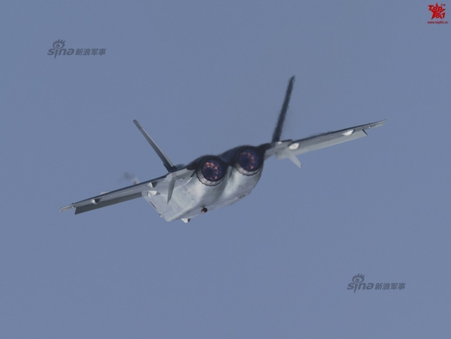 中国官方正式承认歼20已服役!将一年量产48架