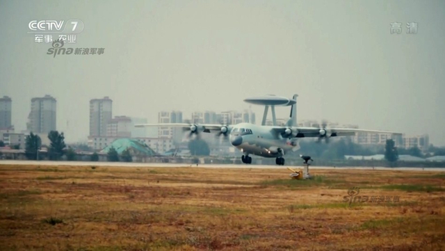 央视报道中国预警机部队 空警500内部曝光