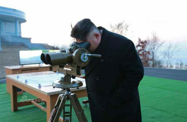 东北亚乱局!金正恩司令指导朝鲜齐射四枚导弹
