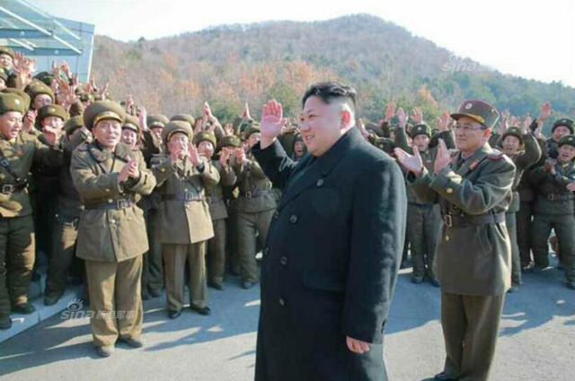 东北亚乱局!金正恩司令指导朝鲜齐射四枚导弹