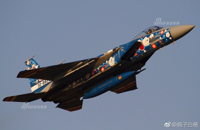 和中国空军约会得打扮！日本F15战机涂装抢眼
