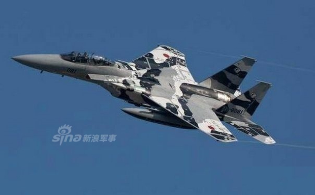 和中国空军约会得打扮！日本F15战机涂装抢眼