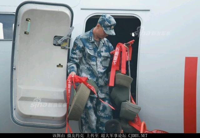 来一波次可瘫痪日韩！轰6K挂6枚巡航导弹亮相