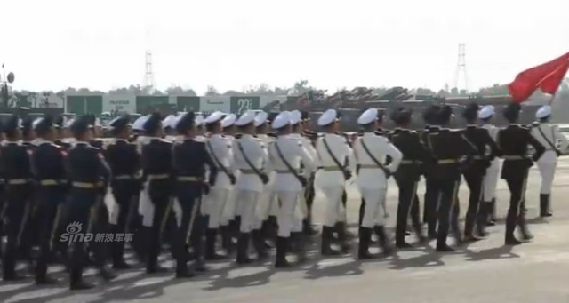 走出国门秀中国军威!解放军亮相巴铁阅兵预演