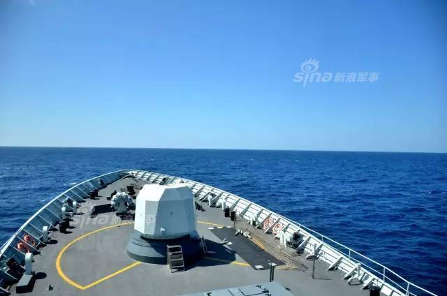 近海到远洋！中国海军舰艇在四大海域演习打炮