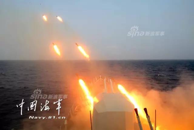 近海到远洋！中国海军舰艇在四大海域演习打炮