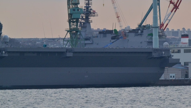 妄图压制中国潜艇:日本服役最大型准航母加贺