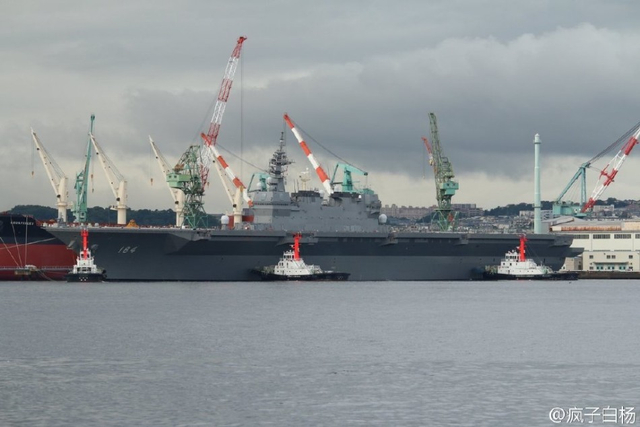 妄图压制中国潜艇:日本服役最大型准航母加贺