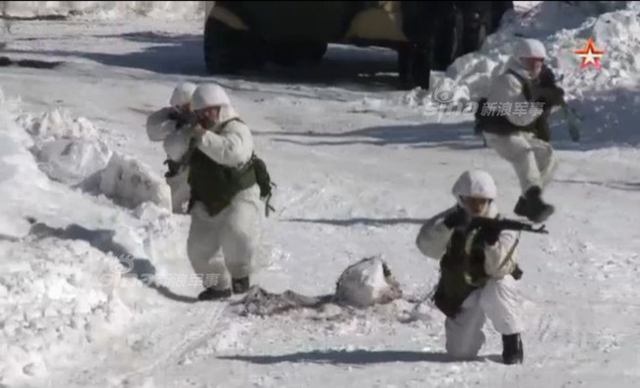 韩国部署萨德之际:俄白杨M弹道导弹实战训练
