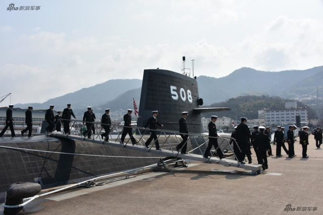 南海龙王是中国的！日本潜艇赤龙号驶入吴基地
