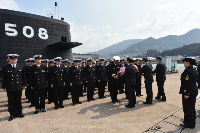 南海龙王是中国的！日本潜艇赤龙号驶入吴基地