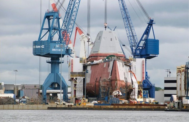 中美俄造舰大PK：中国一个船厂造一支航母舰队